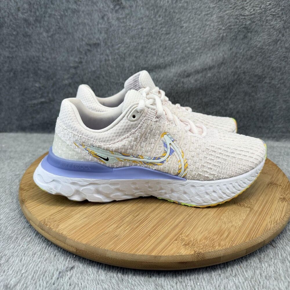 Nike React Infinity Run Flyknit 3 Shoes Womens Size 7 Pink Sneakers DO9477-600